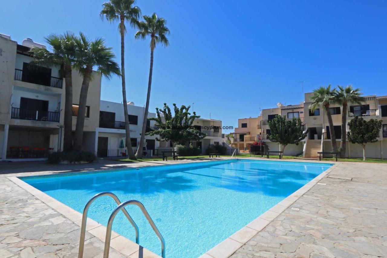 Taniandres Apartments パラリムニ エクステリア 写真