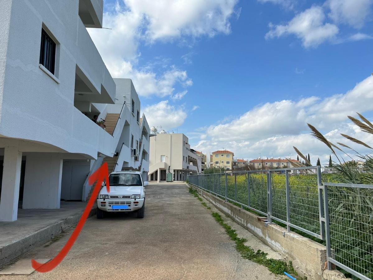 Taniandres Apartments パラリムニ エクステリア 写真