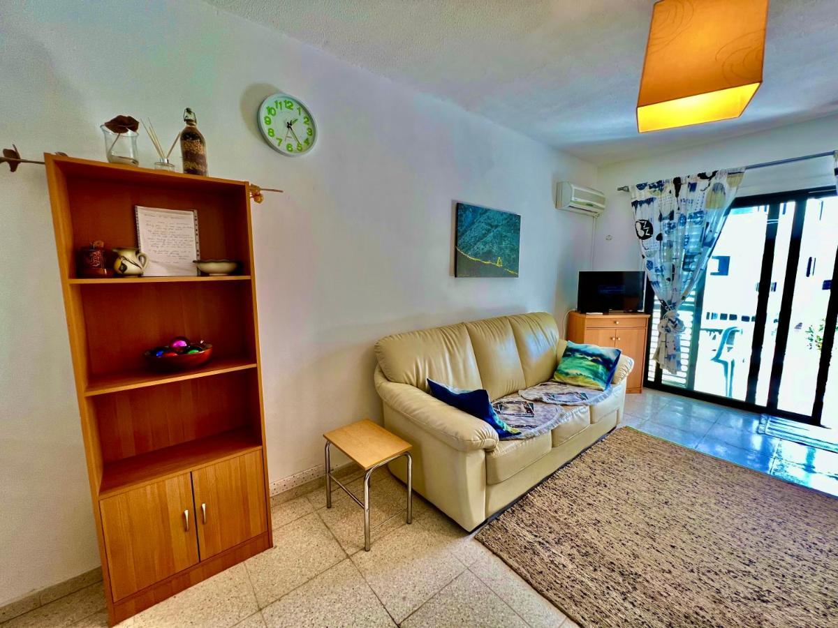 Taniandres Apartments パラリムニ エクステリア 写真